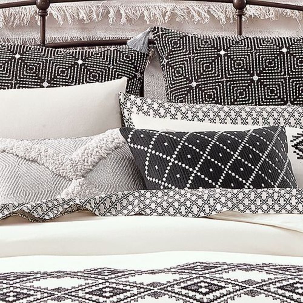 Final Price New Sky Embroidered Duvet Cover Set - Picture 2 of 9